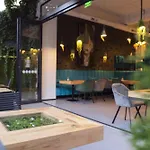 Διαμέρισμα Floreasca 77 2 4*