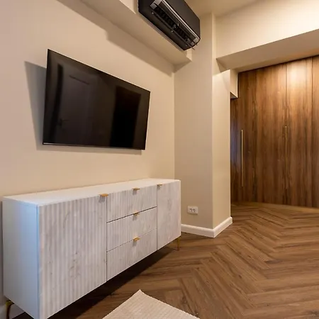 Апартаменти Floreasca 77 2